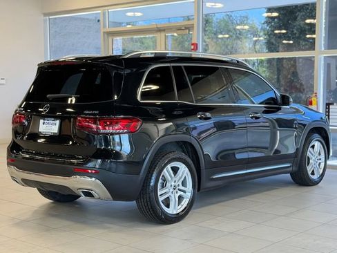 Used 2023 Mercedes-Benz GLB 250 4MATIC image 12