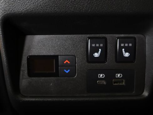 Used 2023 Nissan Rogue Platinum AWD/4WD image 55