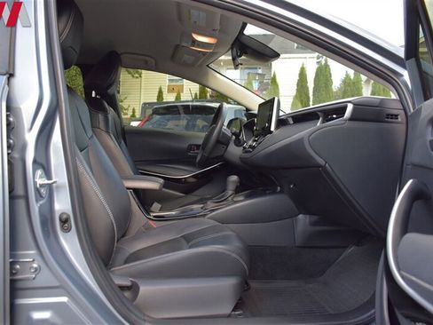 Used 2022 Toyota Corolla LE w/ Premium Interior Package FWD image 26
