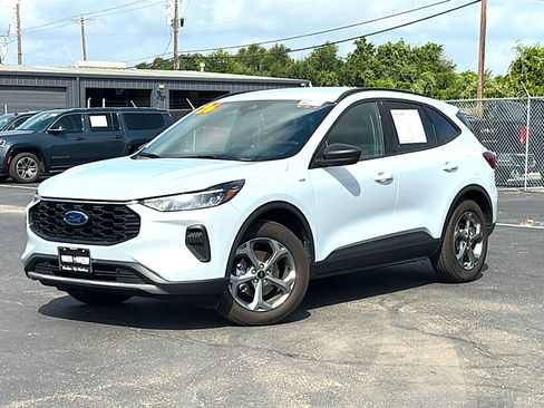 Used 2026 Ford Escape ST-Line FWD image 2
