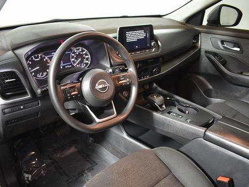 Certified 2023 Nissan Rogue SV image 13