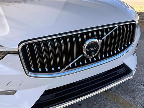 Used 2023 Volvo XC60 B6 Ultimate image 29