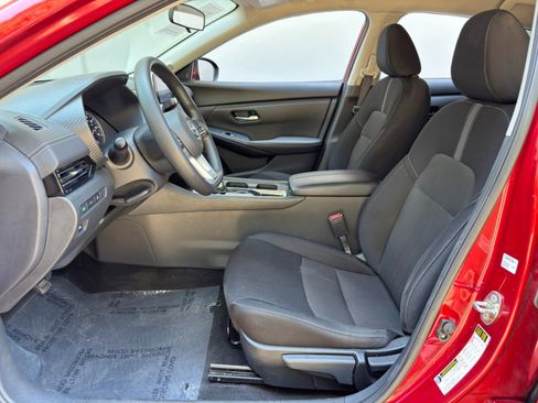 Used 2024 Nissan Sentra SV FWD image 15