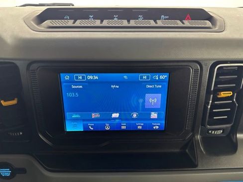 Certified 2022 Ford Bronco Badlands w/ Sasquatch Package AWD/4WD image 15