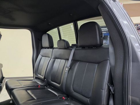 Used 2014 Ford F150 FX4 w/ Equipment Group 402A Luxury AWD/4WD image 25