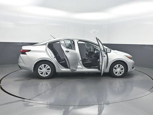 Used 2025 Nissan Versa S w/ Trunk Package FWD image 35