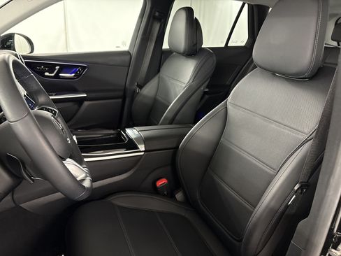 Certified 2025 Mercedes-Benz GLC 350e 4MATIC image 5