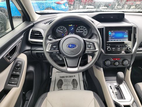 Used 2023 Subaru Forester AWD/4WD image 10