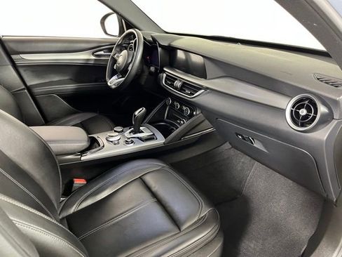 Used 2024 Alfa Romeo Stelvio Ti AWD/4WD image 47