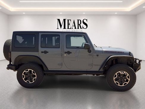 Used 2014 Jeep Wrangler Unlimited Rubicon AWD/4WD image 6