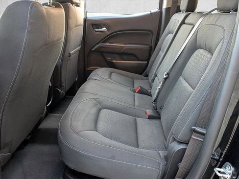 Used 2019 GMC Canyon SLE image 18