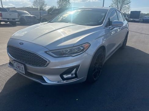 Used 2019 Ford Fusion Titanium image 8