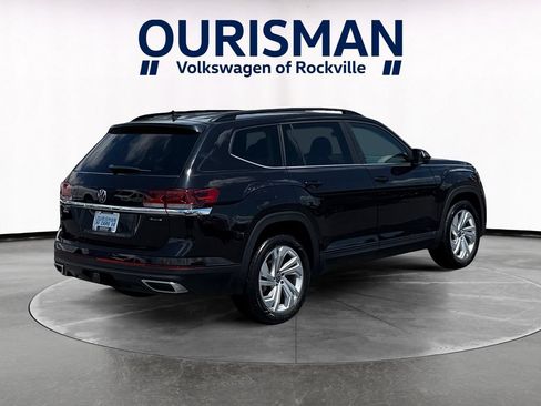 Used 2023 Volkswagen Atlas SE w/ Panoramic Sunroof Package AWD/4WD image 6