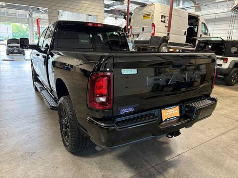 Certified 2025 RAM 2500 Big Horn AWD/4WD image 25