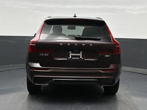 Used 2026 Volvo XC60 B5 Plus AWD/4WD image 5