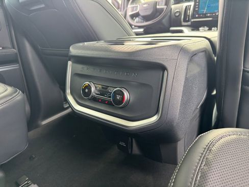 New 2025 Ford Expedition Max Platinum w/ Driver's Package image 21
