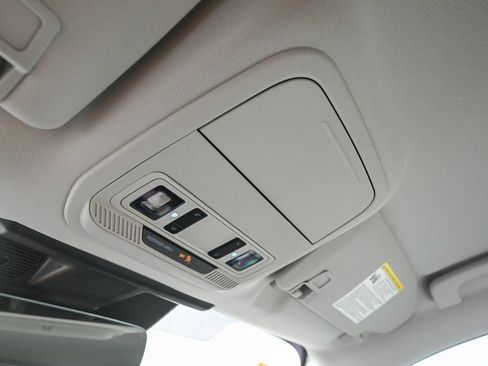 Certified 2025 Ford Mustang Mach-E Premium image 38