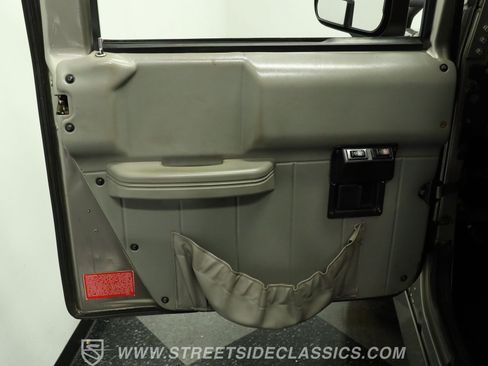 Used 2000 HUMMER H1 4-Door Open Top AWD/4WD image 35
