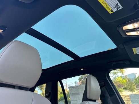 New 2025 Volvo XC90 B6 Ultra AWD/4WD image 15