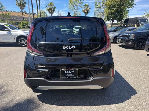 Certified 2025 Kia Soul LX image 6