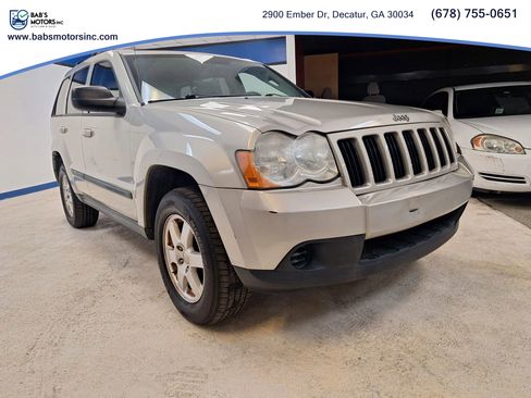 Used 2009 Jeep Grand Cherokee Laredo w/ Sun/Sound Group image 1