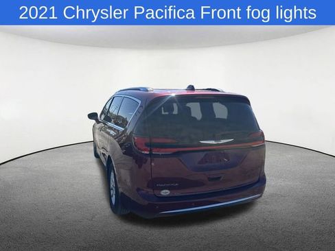 Used 2021 Chrysler Pacifica Touring-L FWD image 28