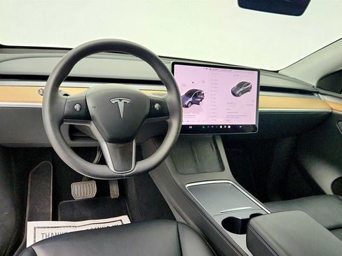 Used 2023 Tesla Model Y Long Range image 12