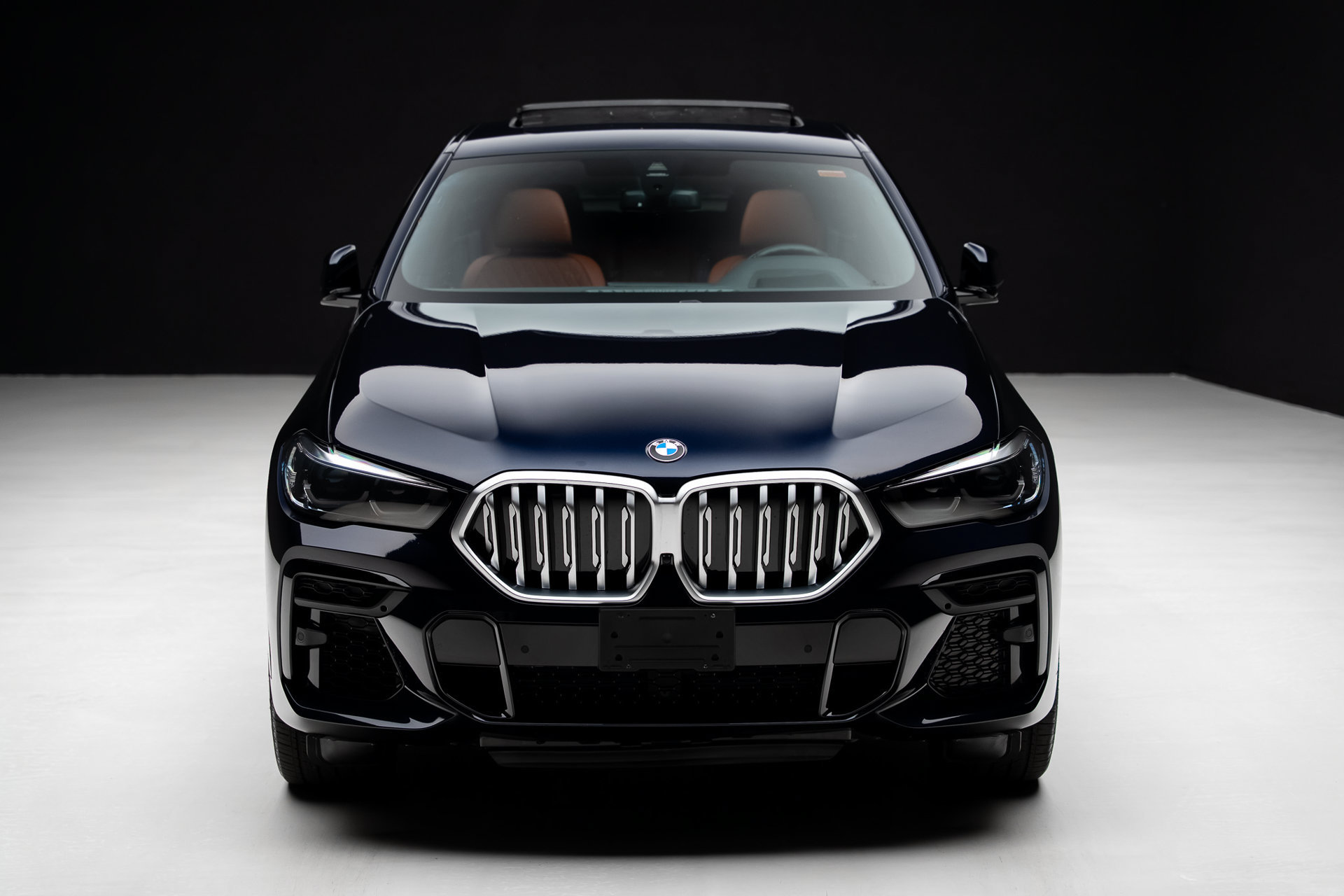 Used 2023 BMW X6 xDrive40i w/ M Sport Package AWD/4WD image 6