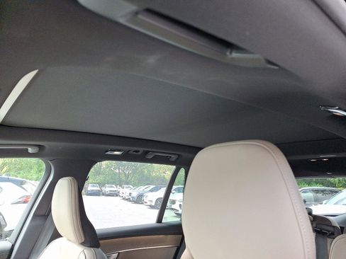 Used 2026 Volvo XC90 B6 Plus w/ Protection Package AWD/4WD image 10