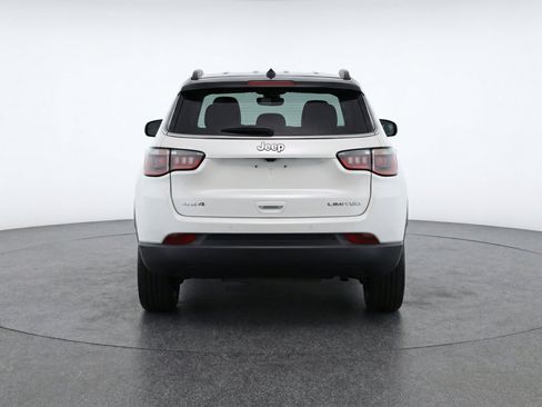 Used 2025 Jeep Compass Limited AWD/4WD image 7