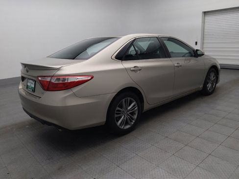 Used 2016 Toyota Camry SE image 10