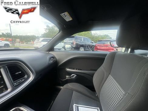 Used 2015 Dodge Challenger SXT w/ Super Sport Group (SS/T) RWD image 11
