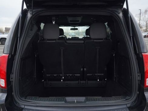 Used 2017 Dodge Grand Caravan GT image 16