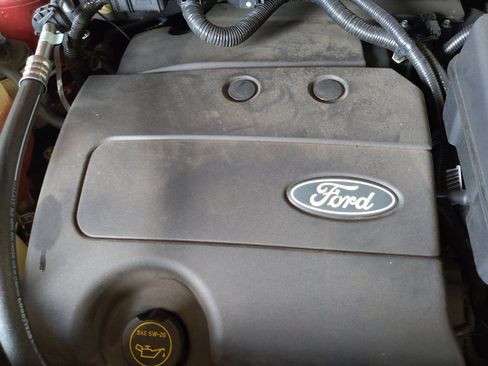 Used 2014 Ford Edge Limited w/ Equipment Group 302A AWD/4WD image 30