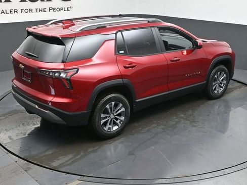 New 2026 Chevrolet Equinox LT image 18