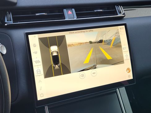 Certified 2024 Land Rover Range Rover Velar Dynamic SE image 19