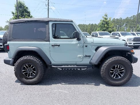Used 2023 Jeep Wrangler Sport AWD/4WD image 33