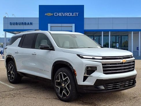 New 2026 Chevrolet Traverse High Country w/ LPO, Floor Liner Package image 3