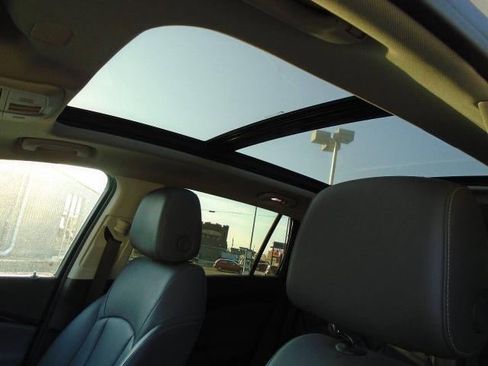 Used 2020 Buick Envision Premium w/ Driver Confidence Package image 17