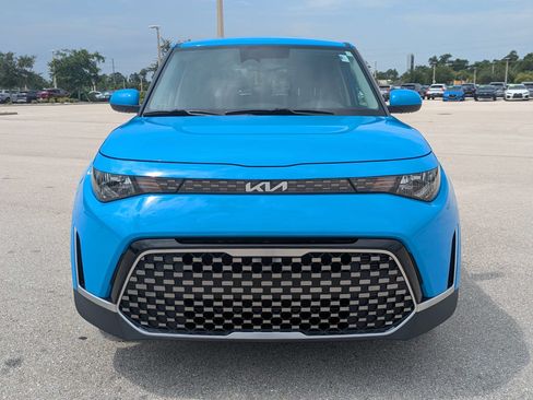 Certified 2023 Kia Soul EX FWD image 3