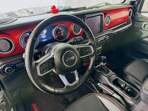 Used 2018 Jeep Wrangler Unlimited Rubicon image 13