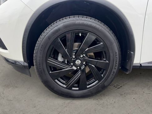 Used 2018 Nissan Murano SL w/ Midnight Edition Package image 8