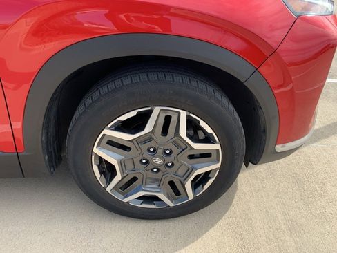 Used 2023 Hyundai Santa Fe Limited image 2