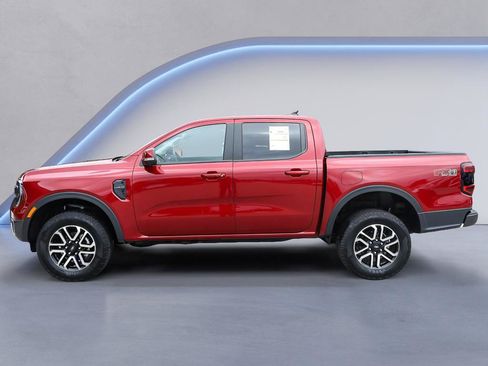Certified 2025 Ford Ranger Lariat w/ FX4 Off-Road Package AWD/4WD image 2