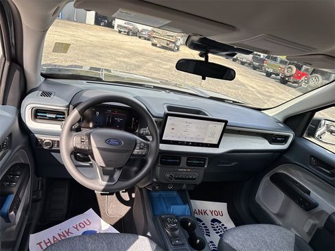 New 2025 Ford Maverick XLT image 14