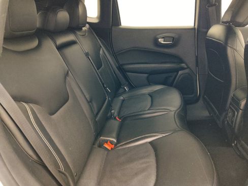 Used 2021 Jeep Compass Latitude w/ Driver Assistance Group FWD image 19