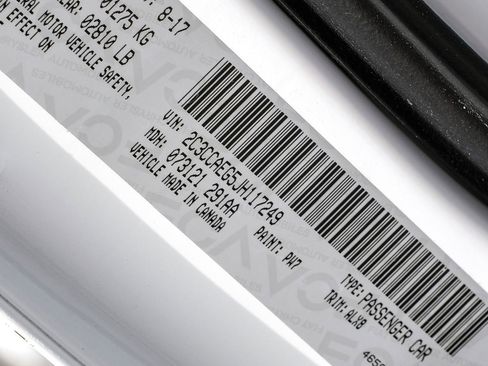 Used 2018 Chrysler 300 Limited image 53