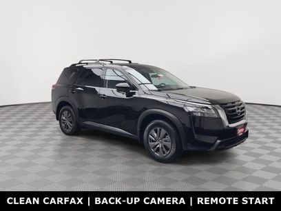 Used 2024 Nissan Pathfinder SV