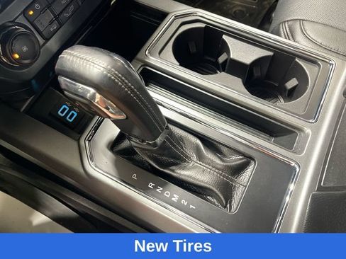 Used 2017 Ford F150 XLT w/ Equipment Group 302A Luxury AWD/4WD image 21