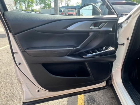 Used 2019 MAZDA CX-9 Touring AWD/4WD image 11